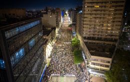 This year’s march, held under the slogan “Sepan cumplir” (“Let them fulfill [their promises]”), echoed a campaign phrase used by newly elected President Yamandú Orsi. Photo: Sebastián Astorga