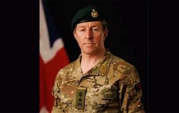 Gen Sir Gwyn will now serve as the head of the Royal Navy, Chief of the Naval Staff and Aide-de-Camp to His Majesty the King.