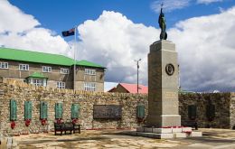 At 11:00 am a parade and ceremony will be held at the Liberation Monument, in front of the Secretariat building. After prayers the Governor will lay a wreath