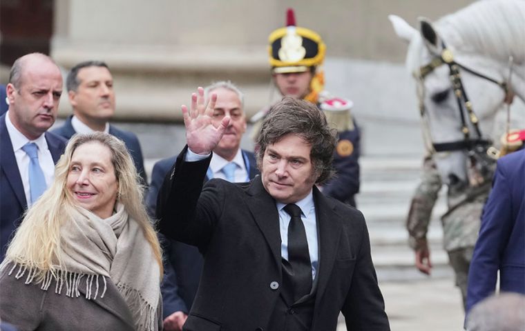 The draft of the State Intelligence Secretariat does not specify who qualifies as a “manipulative actor,” raising concerns about potential targeting of journalists, social activists, and critics