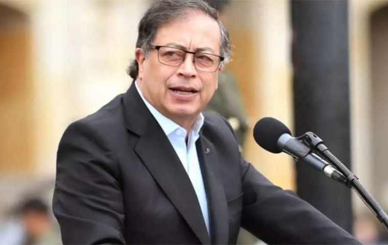 Petro linked the gangas wanting him dead to the ones behind the murder of Paraguayan prosecutor Marcelo Pecci
