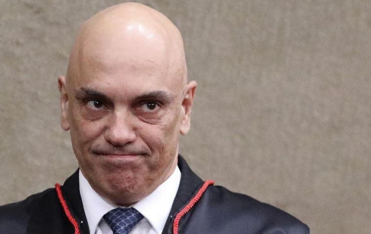 De Moraes is now investigating Eduardo Bolsonaro for inciting a foreign government to sanction him