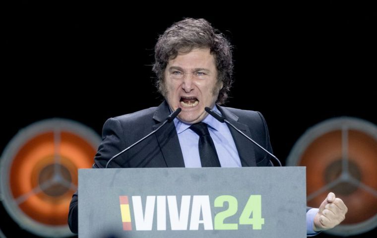 Egío insisted Milei should be arrested “as soon as he arrives at the airport, that they arrest Javier Milei, until he returns everything he has stolen”