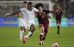 Bolivian coach Óscar Villegas said it was intentional to harm his squad's preparation to face Chile