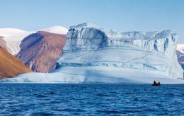 In addition, oceans showed in May the second warmest month in recent history 