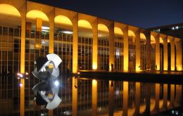Brasilia “follows with strong concern the Israeli air offensive,” Itamaraty (Brazil's Foreign Ministry) said in a statement