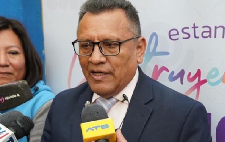 Of the 50 confirmed cases, 47 are in Santa Cruz, one in Potosi, and two in La Paz, Enríquez explained