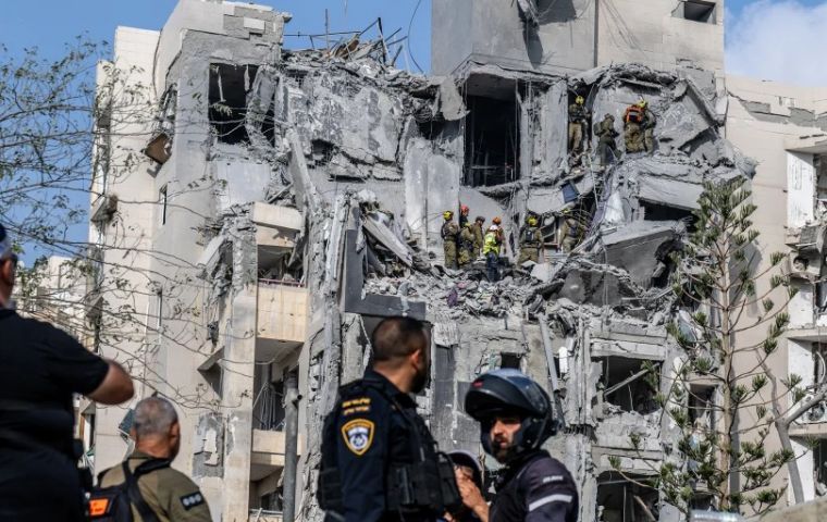 In principle, Tel Aviv agreed with Trump, but Iran kept firing missiles, killing at least four people