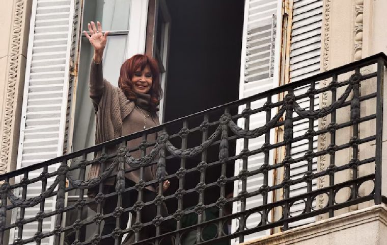 The prosecution highlighted the negative social impact of the convicted CFK in the Buenos Aires City apartment