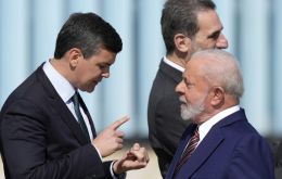 Both leaders also exchanged invitations for reciprocal visits