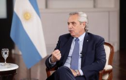 Fernández reportedly favored an insurance broker friend with most government policies, blowing up the commissions paid