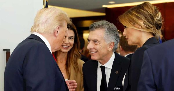 Macri and Trump meet during foootball Club World Cup final
