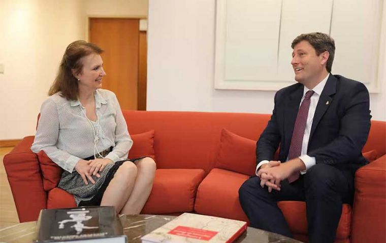 Bustamante had been appointed during the tenure of the disgraced Diana Mondino