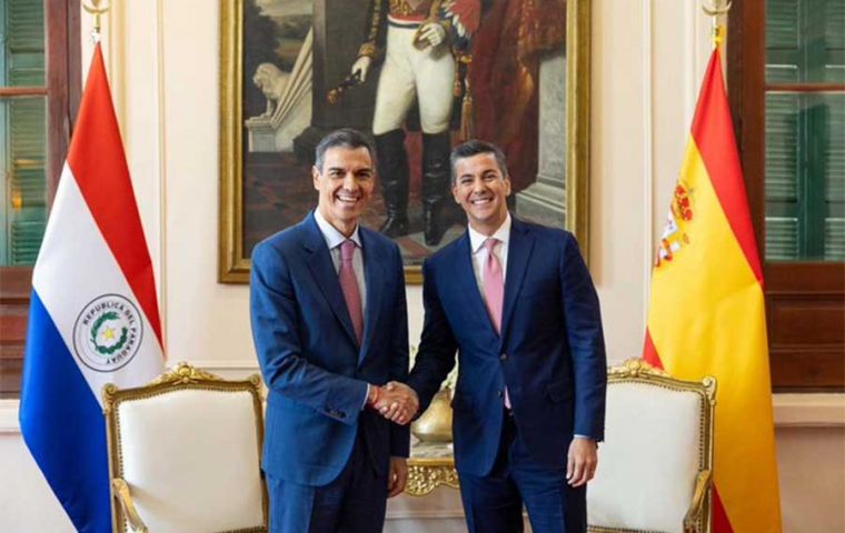 Sánchez's trip to Asunción was the last stop on his tour of the Southern Cone, which also included Chile and Uruguay 