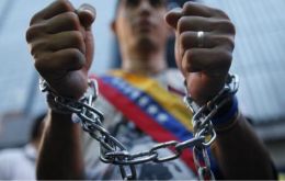 Molano urged international cooperation to pressure “Maduro's dictatorship” to release all political prisoners