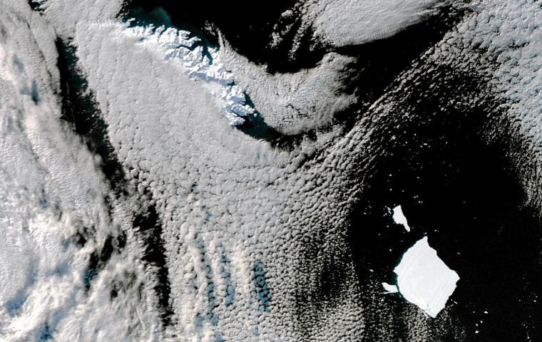 NASA Earth Observatory image by Michala Garrison using MODIS data from NASA EOSDIS LANCE and GIBS/Worldview. Story by Kathryn Hansen, with science review by Christopher Shuman, UMBC (retired)