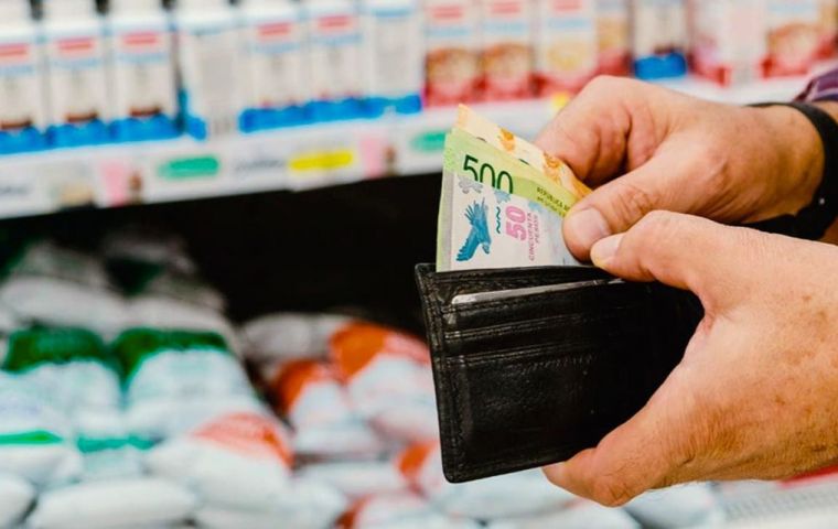 Analysts believe that a significant rise in the rate between the US dollar and the Argentine peso did not have a major impact on prices