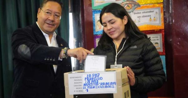 Bolivia headed for runoff between rightwing candidates