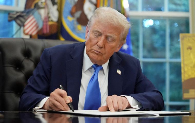 Antifa is “a network of radical left-wing terrorists seeking to overthrow the government,” Trump's government said 