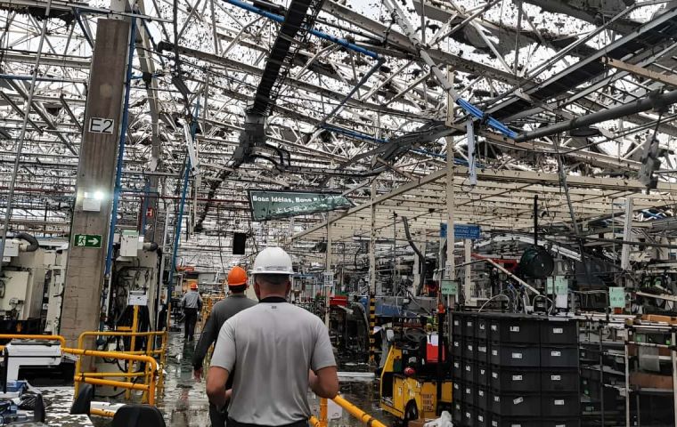 The Porto Feliz factory still has no deadline for resuming operations