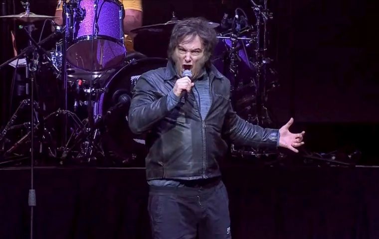 I'm going to have to write more books to have more of this, Milei celebrated