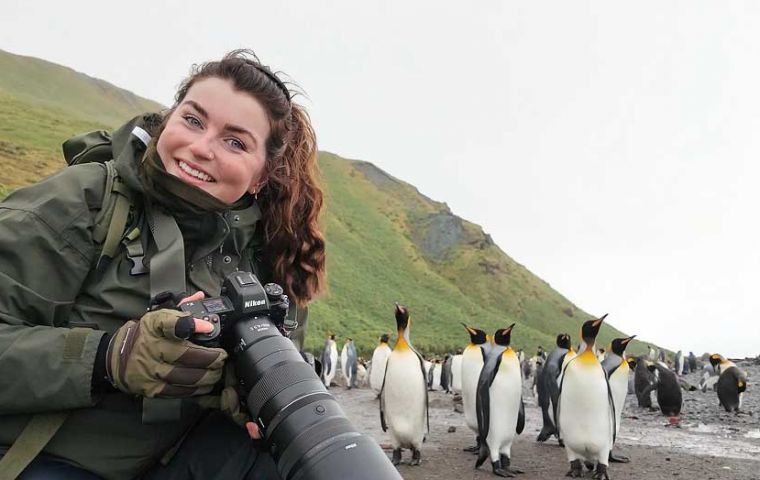 Rachel has delivered lectures at prestigious institutions such as the Natural History Museum, Royal Geographical Society, and National Museum of Scotland.