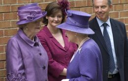 The Queen Elizabeth II, Baroness Thatcher, Prime Minister Blair and his wife Cherie <i>(Photo Crown Copyright/MOD 2007)