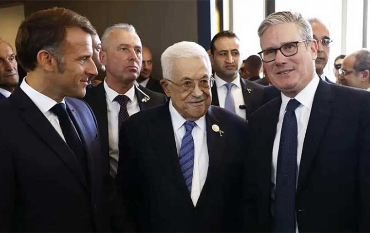 French president Macron, Palestinian leader Abbas and PM  Keir Starmer in Egypt  (Pic EPA)