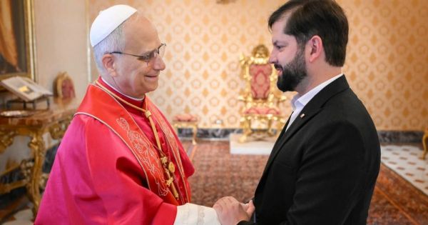 Boric welcomed at Holy See by Leo XIV