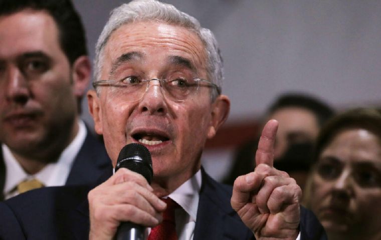 Uribe's alleged victims announced they would file an appeal before the Supreme Court