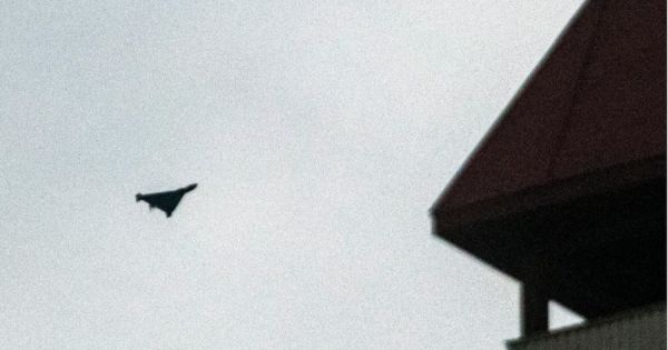 UK Defense Ministry: “Shoot down unidentified drones!”