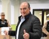 Франкос выделил единый бумажный бюллетень