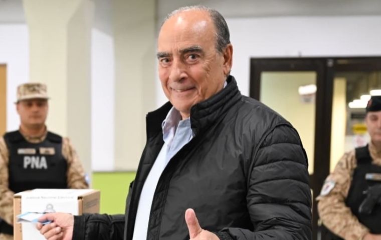 Francos highlighted the single paper ballot