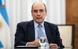 Francos' departure also led to the resignation of his close associate, Interior Minister Lisandro Catalán