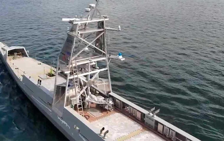  Seen from above, the narrow width of the USX-1 Defiant is evident – thanks to the lack of human passageways (Picture: DARPA)