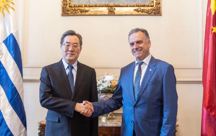 After the encounter between Orsi and Ding Xuexiang, an agreement was signed between the two countries