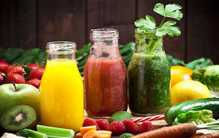 Mera highlighted the importance of natural fruit juices in Peru's foreign trade