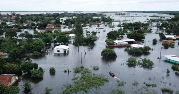 Paraguay: 700 families left homeless by storm