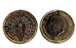 The new coin includes on its obverse an effigy of the King of the United Kingdom, Charles III, with the inscription “Charles III, King of Gibraltar” 