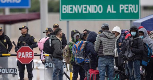 Illegal migrants flocking from Chile to Peru out of fear of Kast