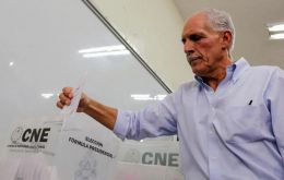 The former mayor of Tegucigalpa was slightly ahead, but the winner is yet to be announced