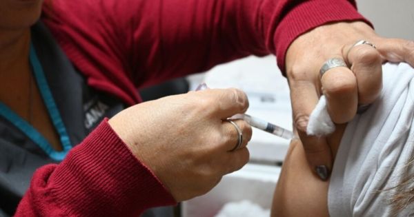 Uruguayan health authorities launch key vaccination campaigns