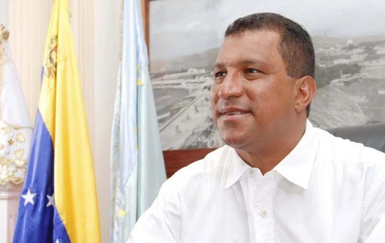 There are currently at least 887 political prisoners in Venezuela