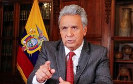 Moreno noted that, as president, he detected over 17,000 cracks, refused to receive the work, and initiated arbitration proceedings