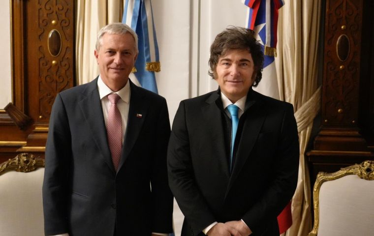 Freedom is advancing throughout Latin America, Kast pointed out. Long live freedom, damn it, replied Milei