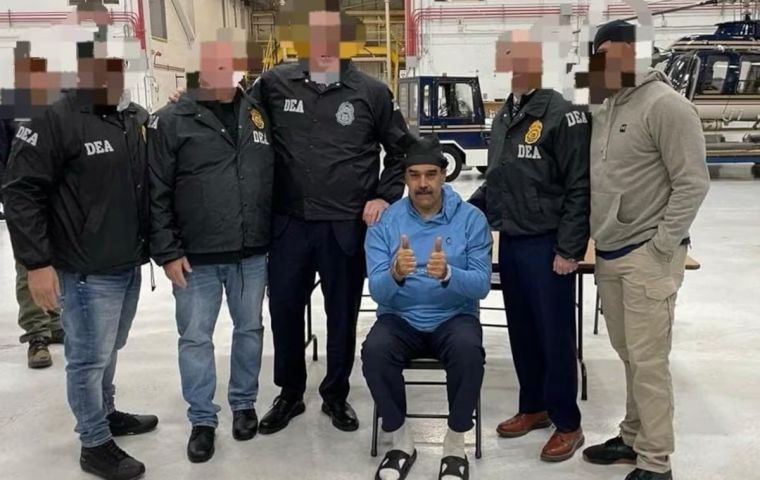 Many Cubans died yesterday protecting Maduro, Trump said on his way to the White House