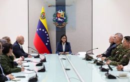 We consider it a priority to move toward a balanced and respectful international relationship between the United States and Venezuela, Delcy Rodríguez told Trump in a statement