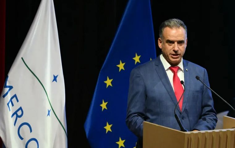 Despite his absence, the signing was hailed as a historic moment in EU-Mercosur relations and a significant step for regional economic integration