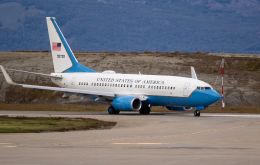 The C-40 is not a standard commercial jet. It is a government transport platform based on the Boeing 737, used for official travel and support missions