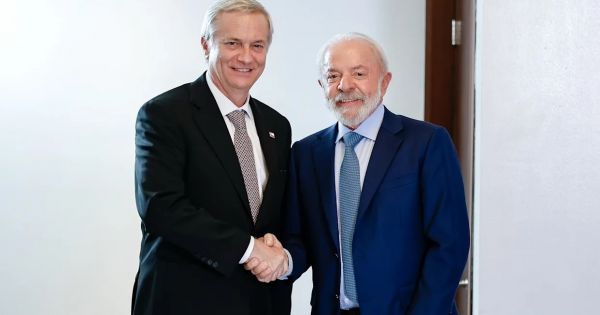 Lula and Chile’s president-elect Kast meet for the first time in Panama ahead of ‘Latin Davos’ forum
